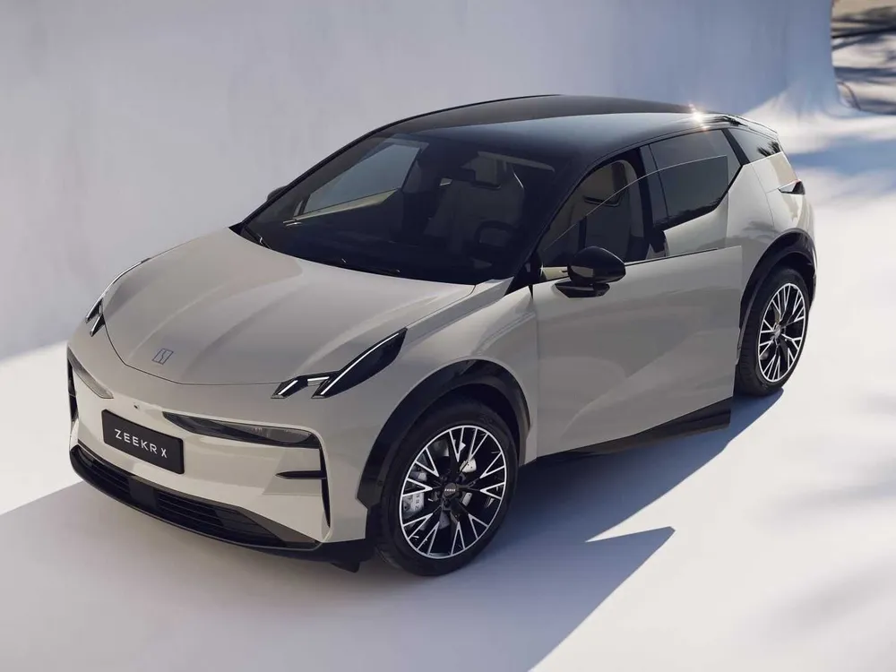 zeektr x 006