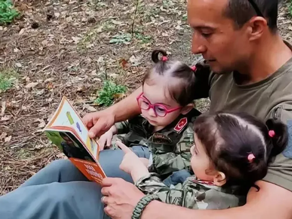 Baba Kız Doğada Murat Kurtalın kızları