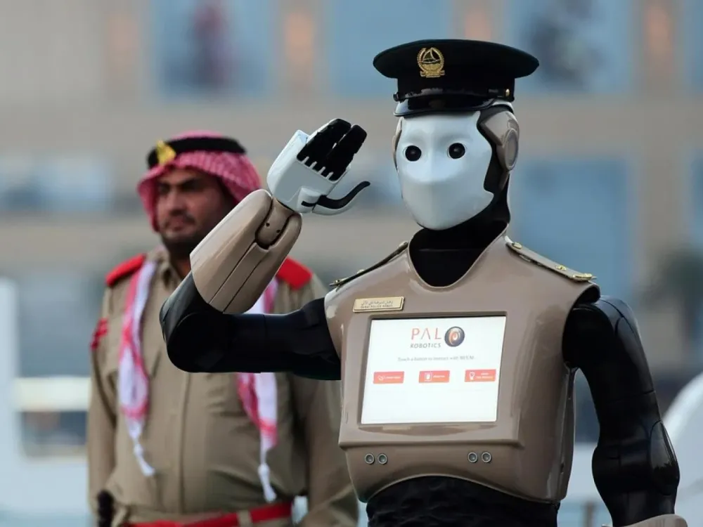 Dubai Robot Polis