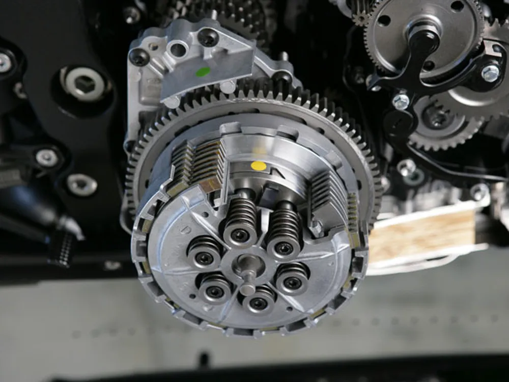 Kaydırmalı debriyaj