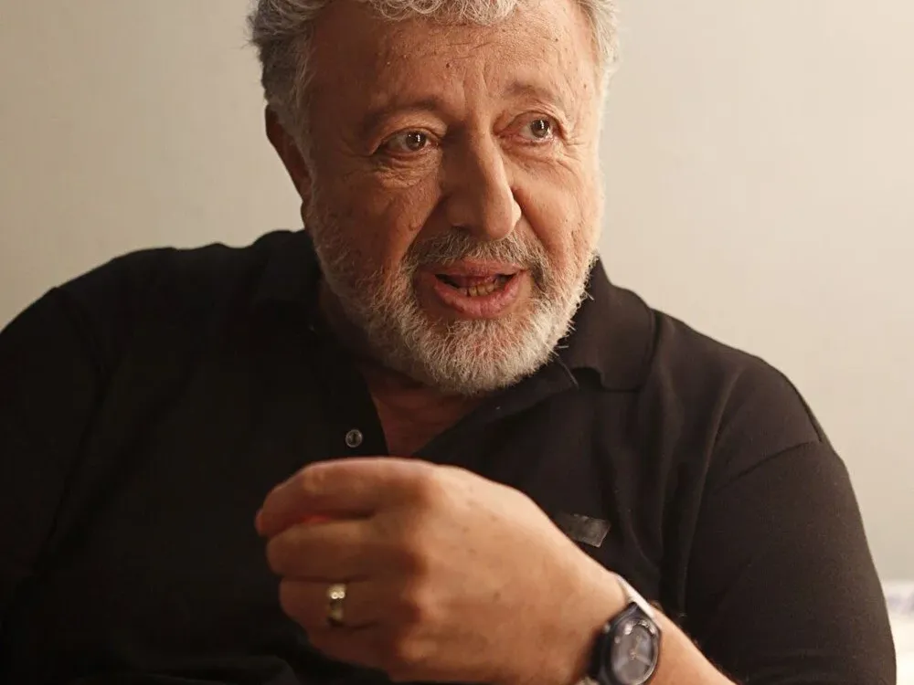 Metin akpınar-3