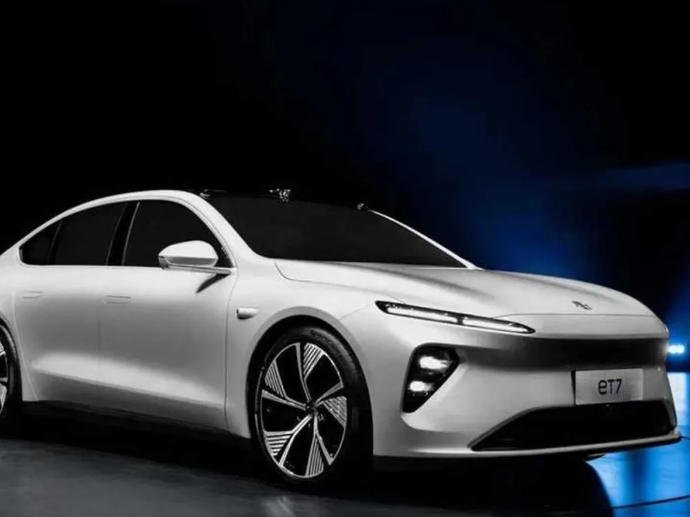 nio 8