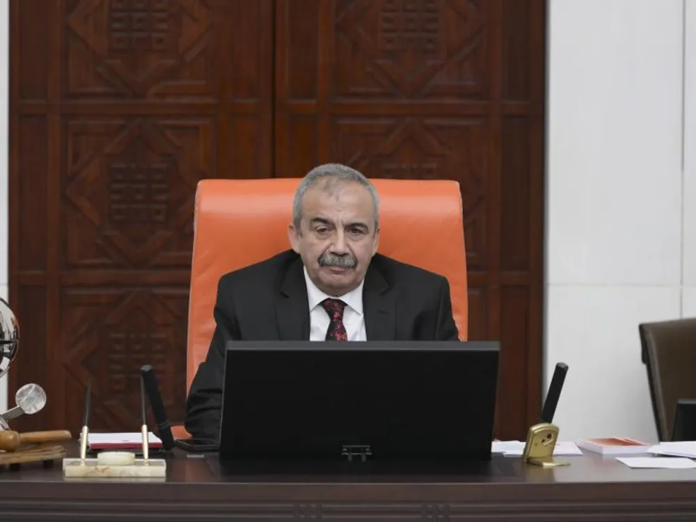 Sırrı Süreyya Önder