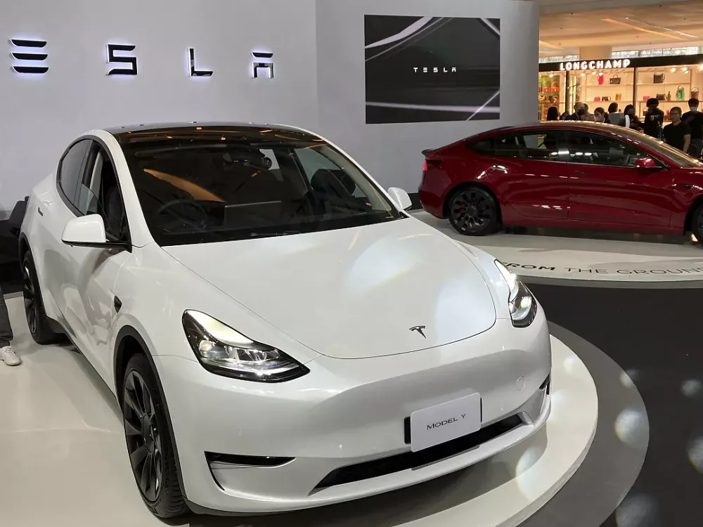 Tesla 1