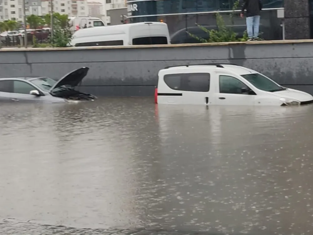yağış sel su baskını