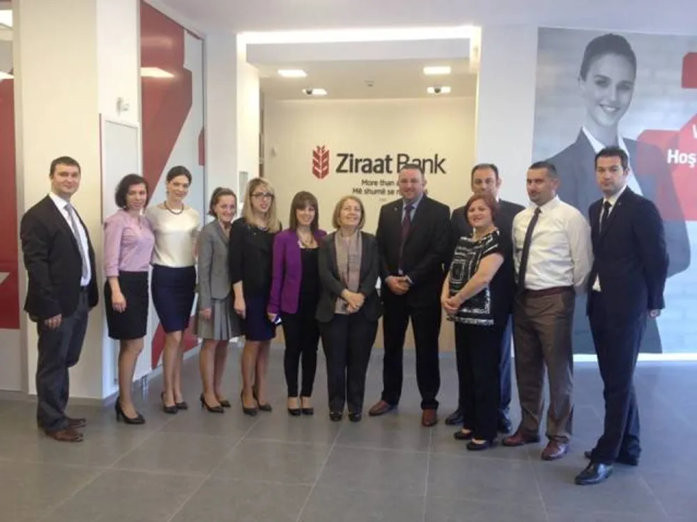 ziraat bankası kosova şubesi çalışanı