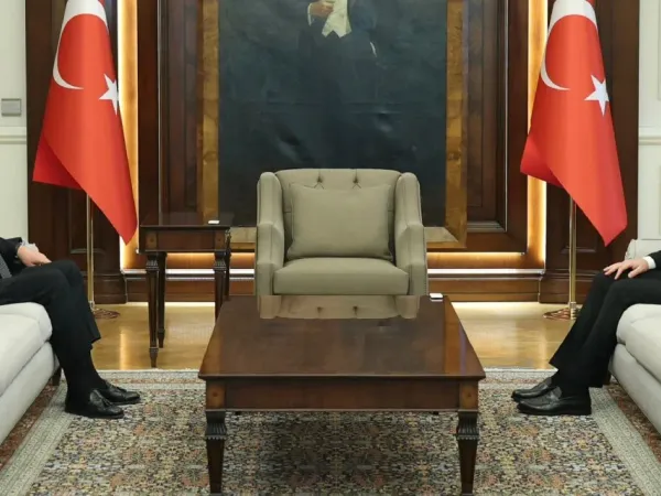 Eski İçişleri Bakanı Mehmet Ağar İçişleri Bakanı Mustafa Çiftçi