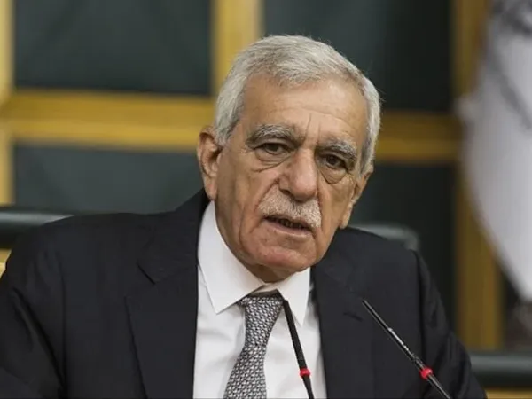 ahmet türk