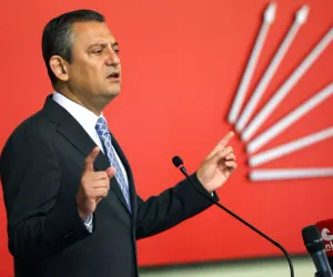 özgür özel