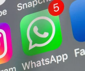instagram whatsapp
