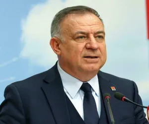 Gökan Zeybek