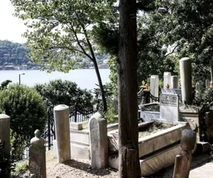 mezarlık