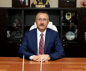 AK Parti’li Adapazarı Belediye Başkanı Mutlu Işıksu