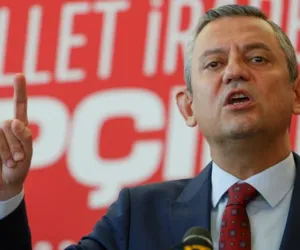 özgür özel