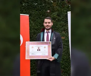 Adli yargı hakimlik sınavlarında üç kez derece yapan Volkan Hacımahmutoğlu 1