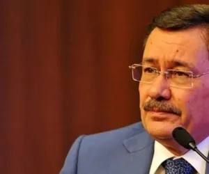  Melih Gökçek