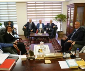 ümit özdağ