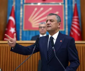 özgür özel
