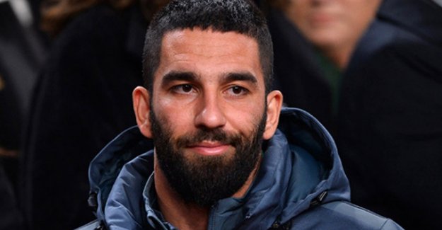 Barcelona'nın Türk yıldızı Arda Turan Çin’e mi transfer oluyor ?