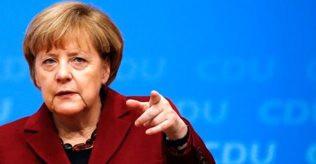 Almanya Başbakanı Angela Merkel'den 15 Temmuz itirafı