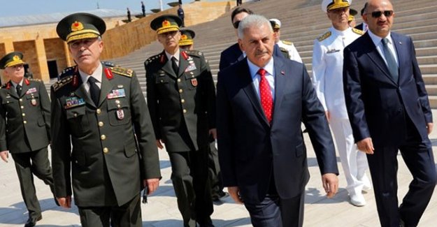 Başbakan Yıldırım tüm programlarını iptal etti Elazığ'a gidiyor