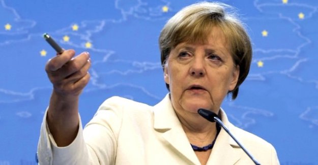 Merkel İncirlik krizine dahil oldu Türkiye'ye mesaj yolladı
