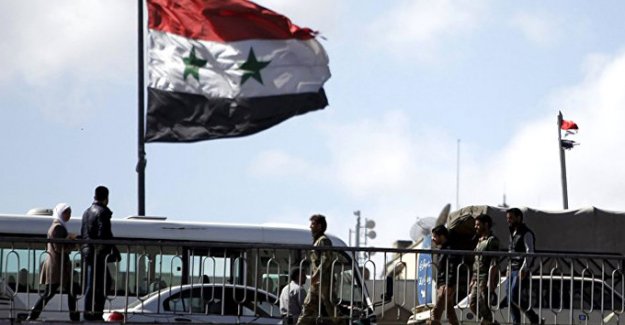 ABD, Suriye Devlet Başkanı Esad'ın ordusunu bombaladı