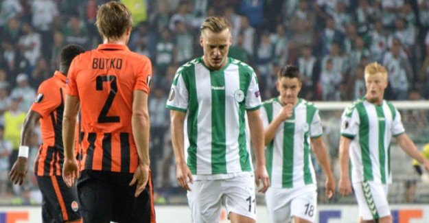 Atiker Konyaspor, sahasında Shakhtar Donetsk'e yenildi
