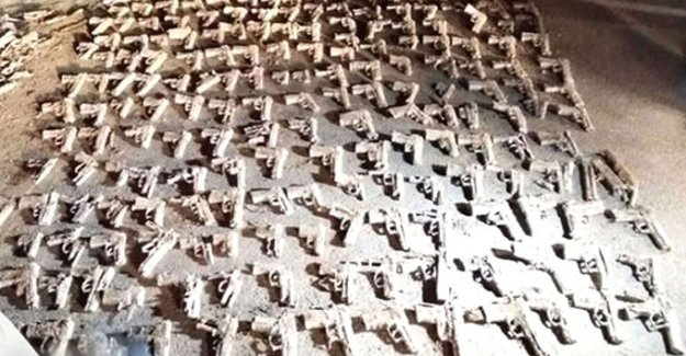 Erdoğan'ın Kısıklı'daki konutuna yakın arazide 250 adet tabanca çıktı