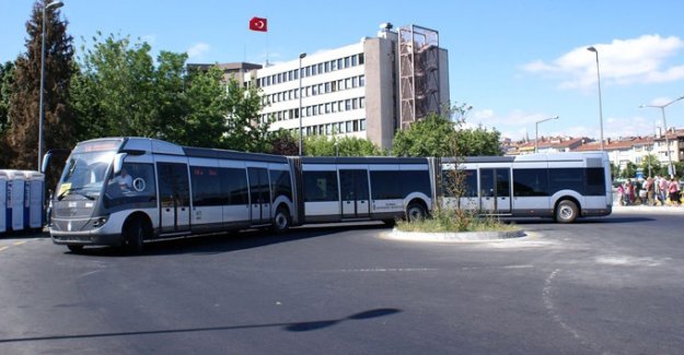 Eskilerde mağduriyet üzerine mağduriyet yaşayan İstanbulluya 290 kişilik metrobüs