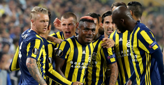 Fenerbahçe, Feyenoord'u Emenike ile çimlere gömdü