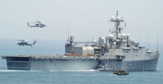 ABD'nin Kızıl Deniz'deki donanma gemisine füze attılar