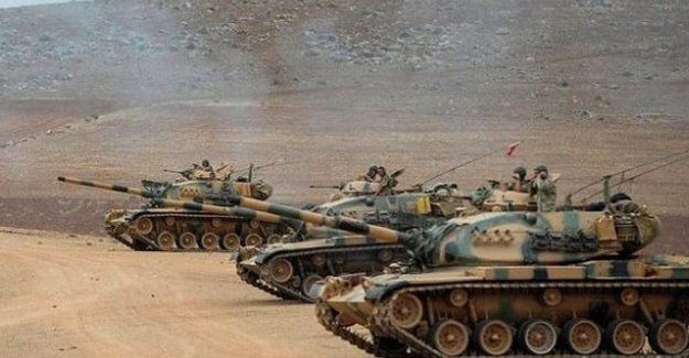TSK Fırat Kalkanı operasyonunda PYD/PKK hedeflerini vurdu