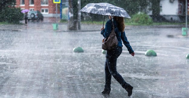 Uzmanlar Cuma günü için uyardı: Dışarı çıkmayın yağmur suyu içmeyin