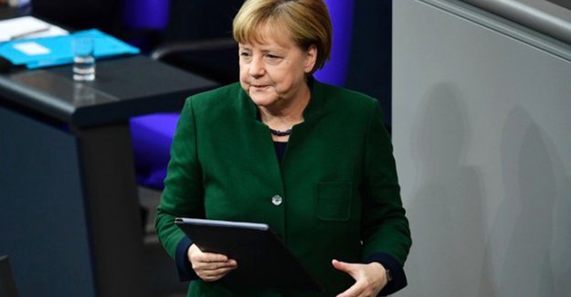 Almanya çıkmaza girdi Merkel iktidarının sonu gelebilir