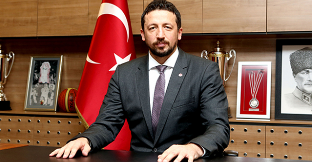 Hidayet Türkoğlu, Turgay Demirel'in makam aracını ve odasını geri aldı