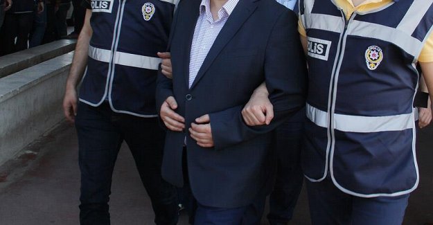İzmir Katip Çelebi Üniversitesi'ne FETÖ operasyonu