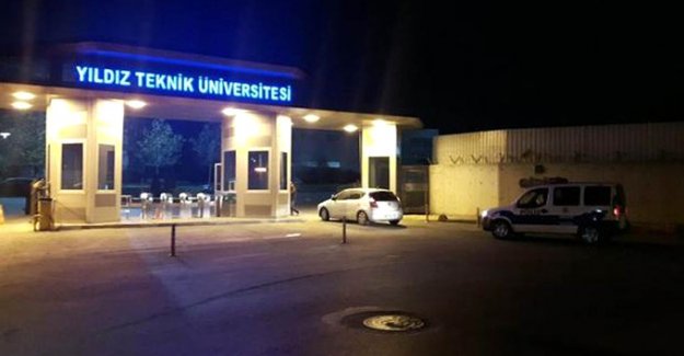 Yıldız Teknik Üniversitesi'nde 70 akademisyen gözaltına alındı