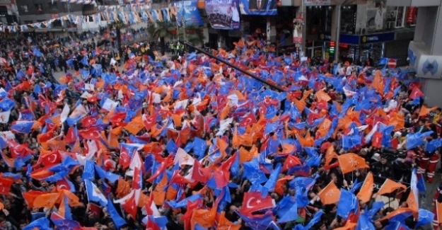 AK Parti sahalara iniyor dikkat çeken iki detay