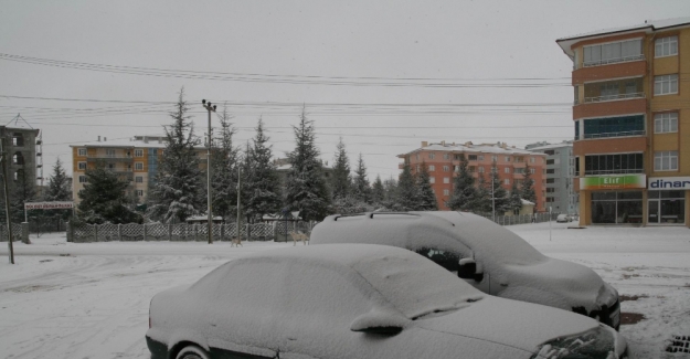 Ankara-Konya yolu ulaşıma kapandı