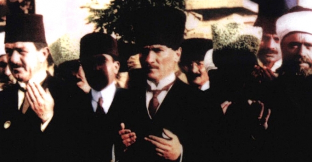 Atatürk ve Mehmet Akif Ersoy ile ilgili bilinmeyen gizli belgeler ortaya çıktı