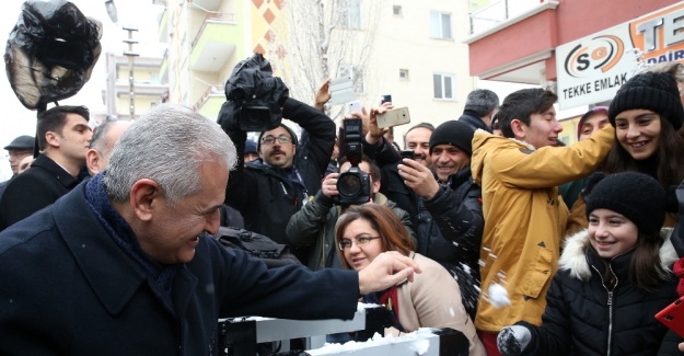 Başbakan Binali Yıldırım Sincan’ı ziyaret etti