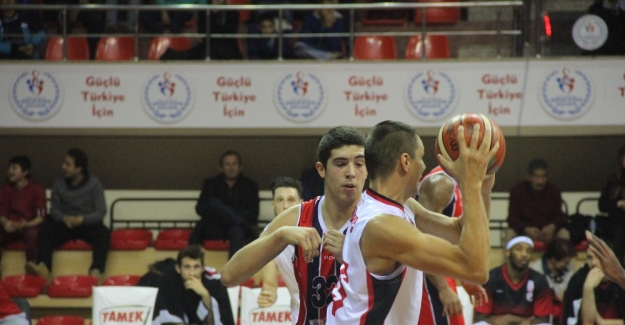 Gaziantep Basketbol galibiyetle tanıştı