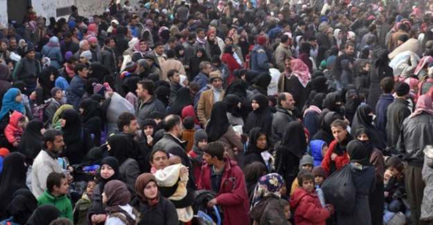 Halep'i terk eden mülteciler için 80 bin kişilik çadır kent kurulacak