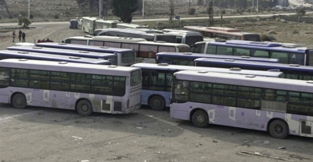 Halep'te tahliye otobüsünü yaktılar!