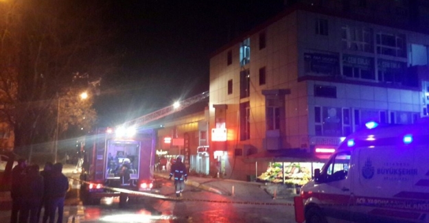 İstanbul'da HDP binasına saldırı ardından patlama