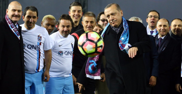 Şenol Güneş Stadyumu'nun ilk golünü Cumhurbaşkanı attı