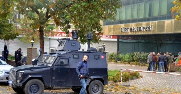 Siirt’te 2 belediyeye operasyon! Başkanlar gözaltında