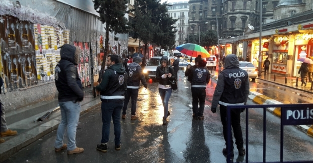 Taksim Meydan’ı araç trafiğine kapatıldı