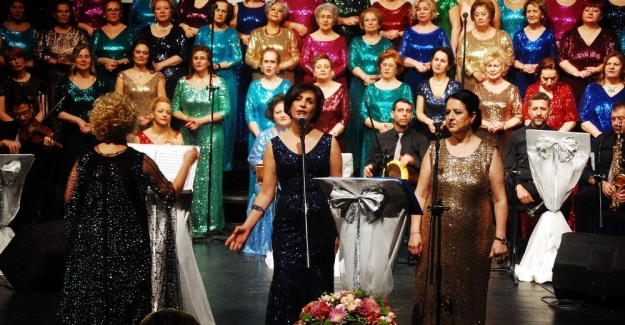 ’105 kadından 105. konser’